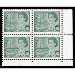 canada stamp 543p queen elizabeth ii transportation 7 1971 PB LR