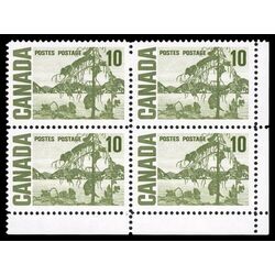 canada stamp 462 jack pine by tom thompson 10 1967 CB LR
