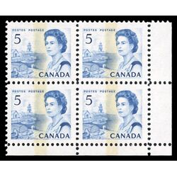 canada stamp 458p iii queen elizabeth ii fishing village 5 1967 CB LR