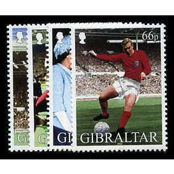 gibraltar stamp 905 8 player bobby moore 2002