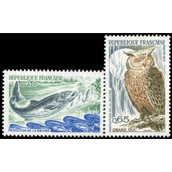 france stamp 1338 9 nature protection eagle owl and salmon 1972