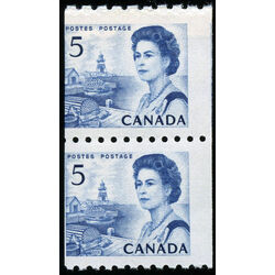 canada stamp 468 pair queen elizabeth ii 1967 M START 002