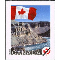 canada stamp 2193 flag over tuktut nogait national park nwt p 2006