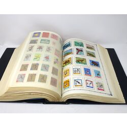 collection of 6450 worldwide stamps