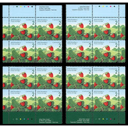 canada stamp 1350 wild strawberry 2 1992 PB SET